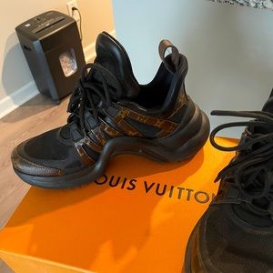 Louis Vuitton Sneakers